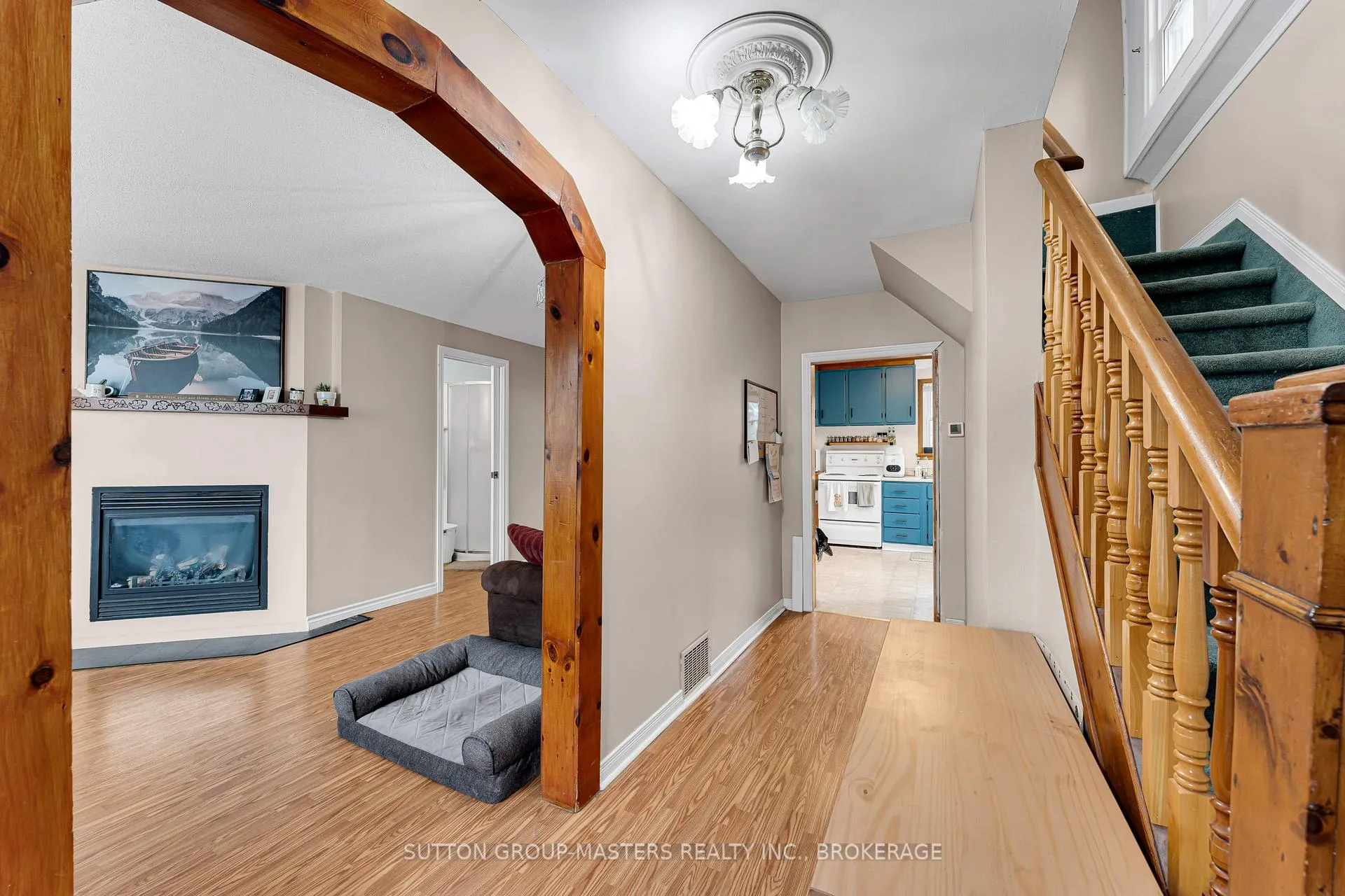 Photo 5 of 17 N Bartlett Street, Kingston, East of Sir John A. Blvd — HOMEH