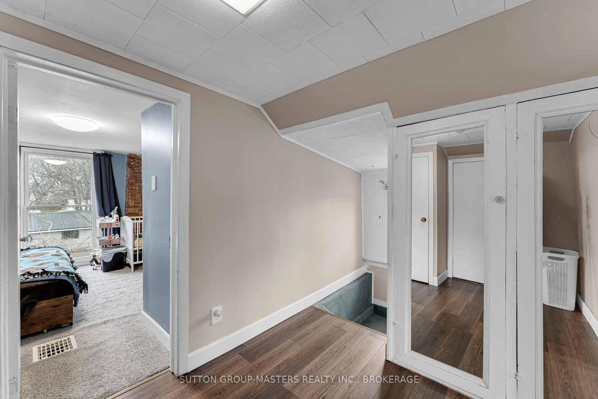 Photo 18 of 17 N Bartlett Street, Kingston, East of Sir John A. Blvd — HOMEH