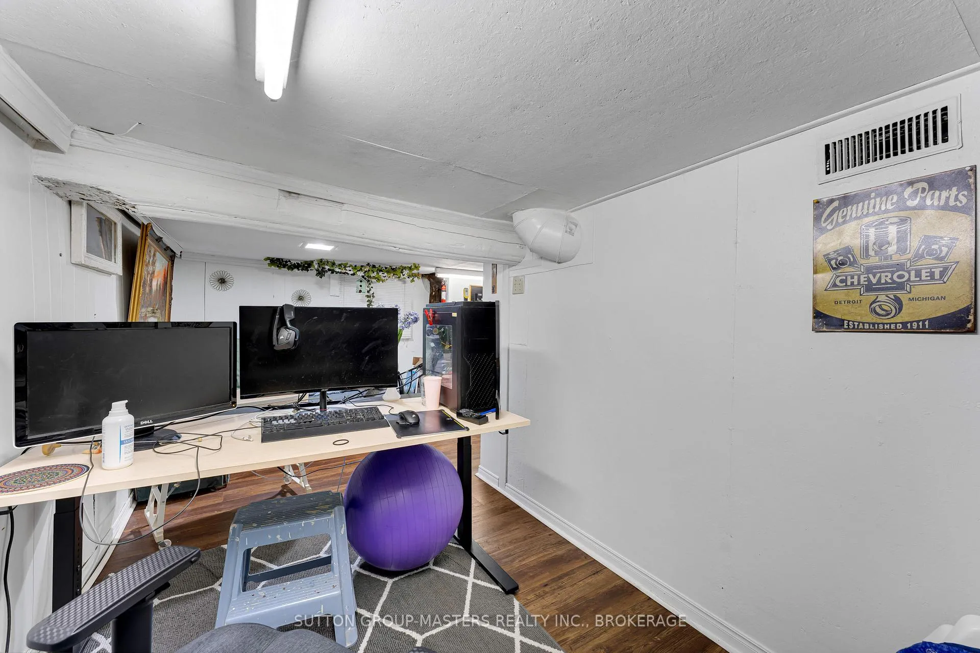 Photo 31 of 17 N Bartlett Street, Kingston, East of Sir John A. Blvd — HOMEH