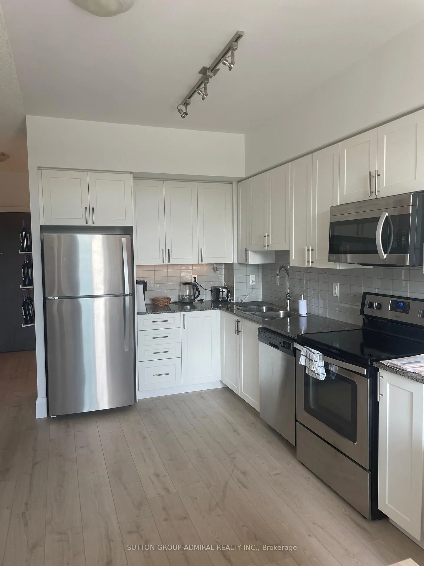 Photo 2 of Unit 226, 7900 Bathurst Street, Vaughan, Beverley Glen — HOMEH