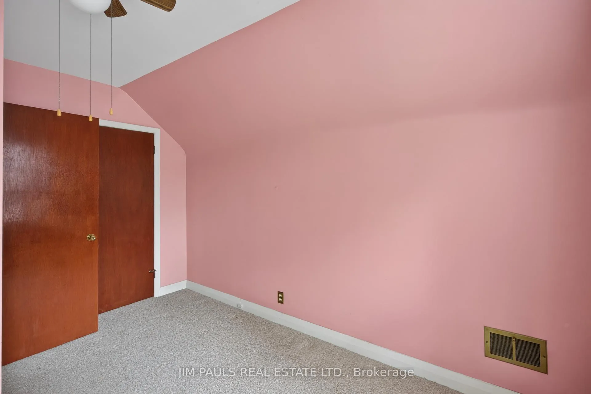 Photo 28 of 39 West 21st Street, Hamilton, Westcliffe — HOMEH