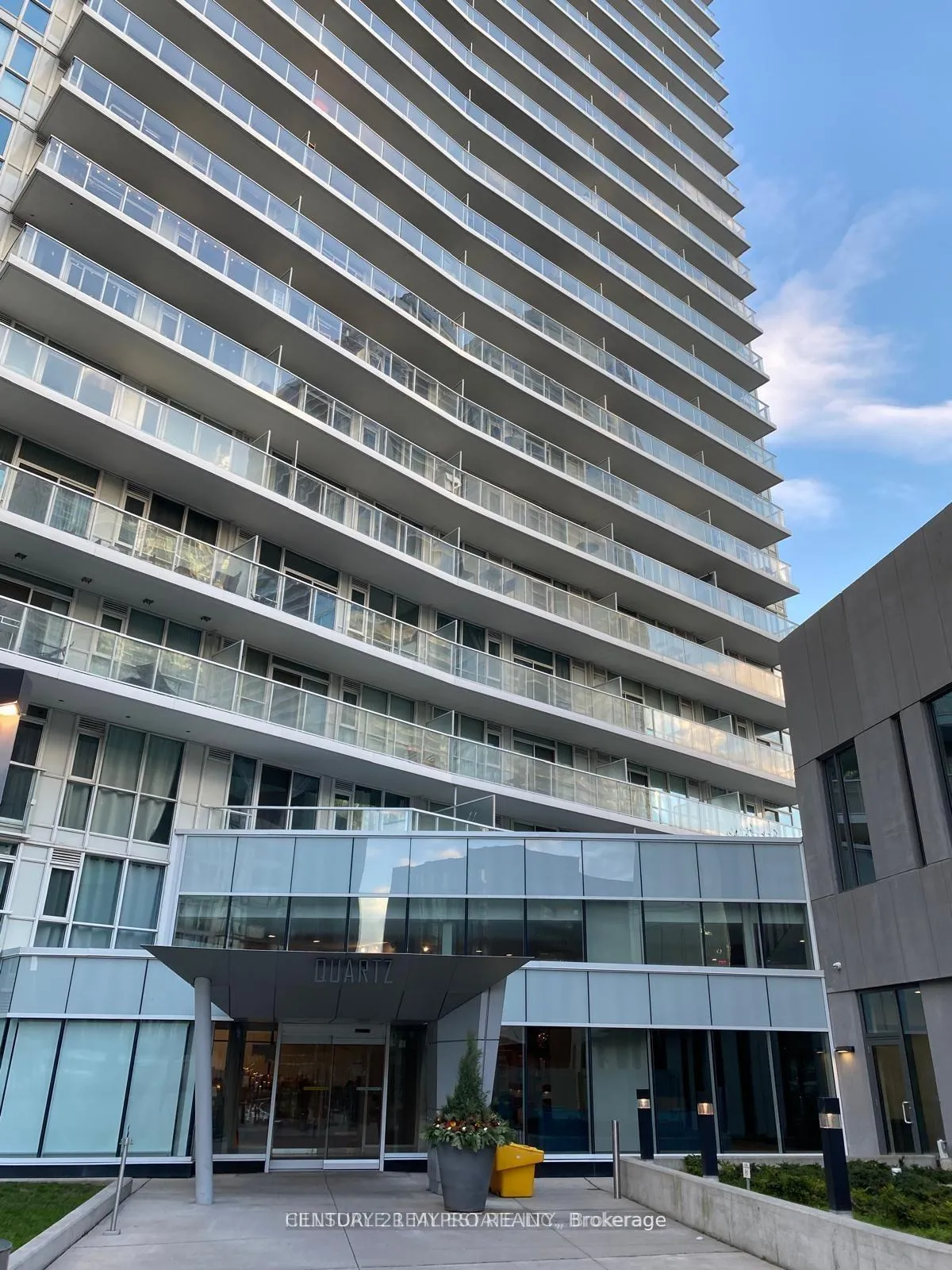 Photo 9 of Unit 206, 75 Queens Wharf Road, Toronto, Waterfront Communities — HOMEH