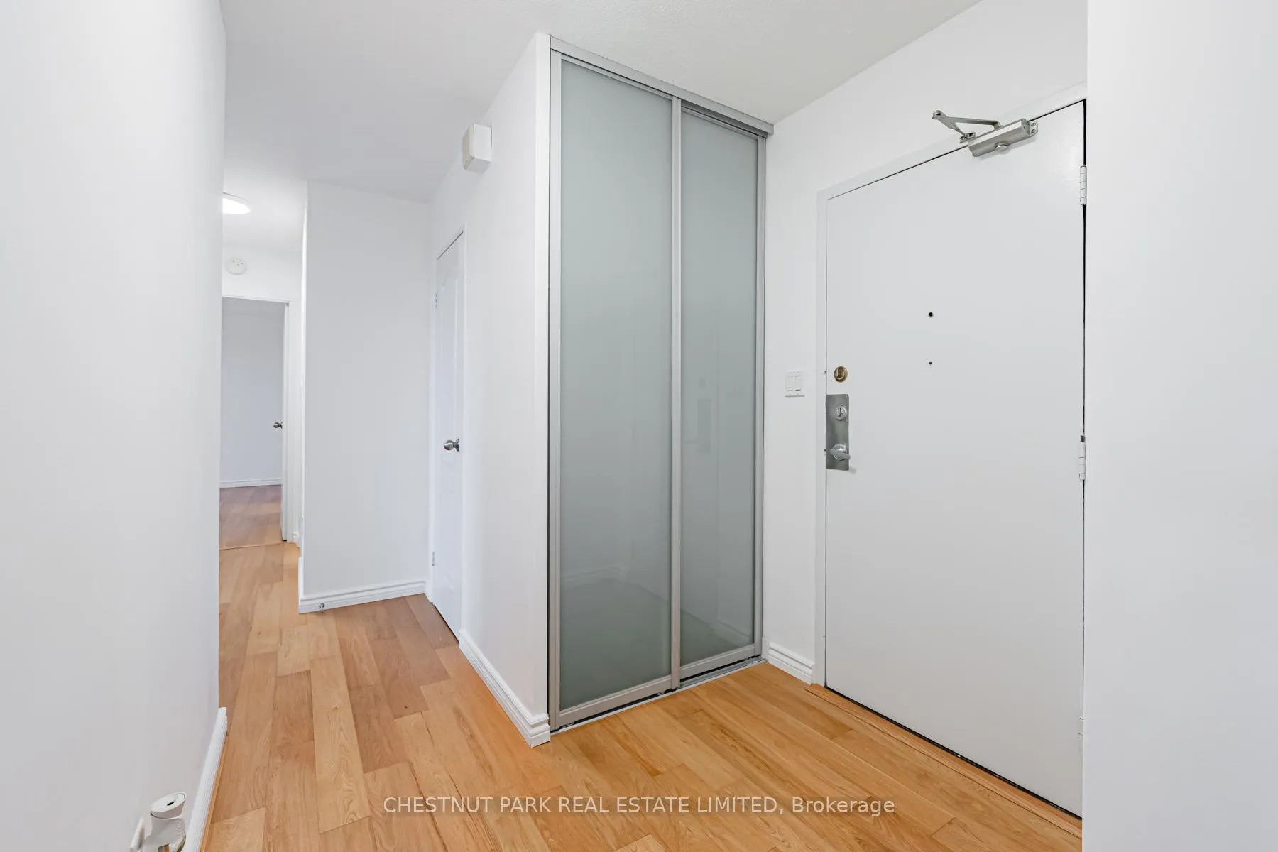 Photo 3 of Unit 206, 60 Pavane Linkway, Toronto, Flemingdon Park — HOMEH