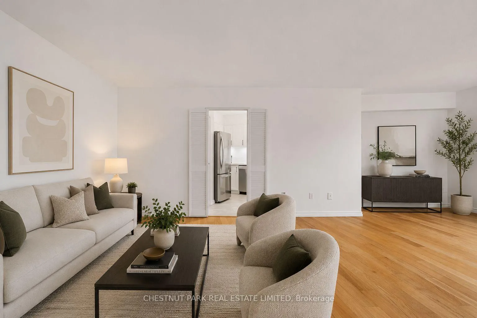 Photo 4 of Unit 206, 60 Pavane Linkway, Toronto, Flemingdon Park — HOMEH