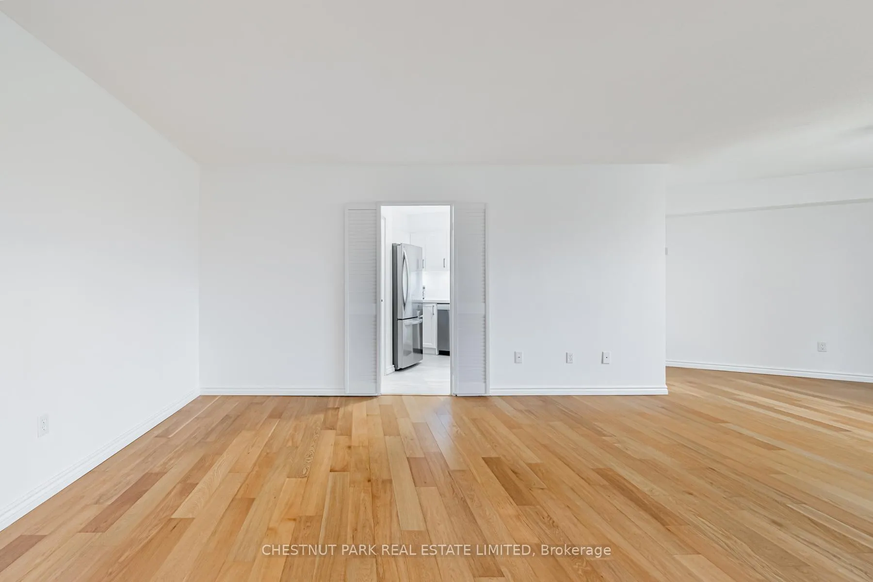 Photo 5 of Unit 206, 60 Pavane Linkway, Toronto, Flemingdon Park — HOMEH