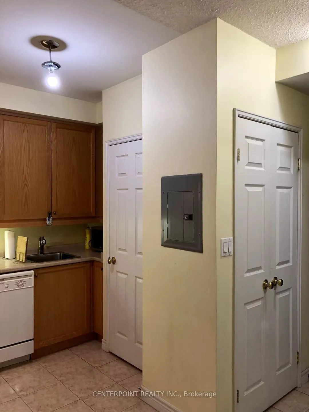Photo 5 of Unit 1701, 55 Bloor Street E, Toronto, Church-Yonge Corridor — HOMEH