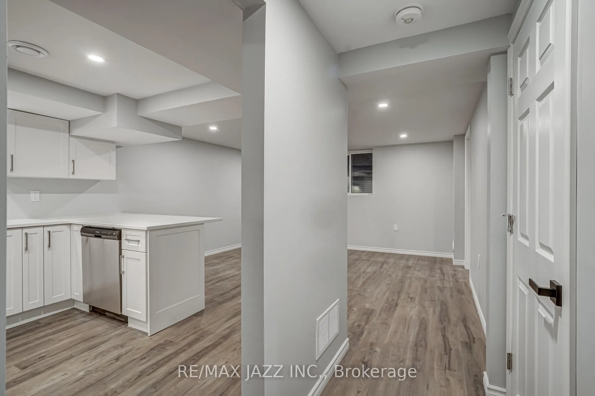 Photo 6 of Unit A, 1189 Cartier Boulevard, Peterborough, Northcrest Ward 5 — HOMEH