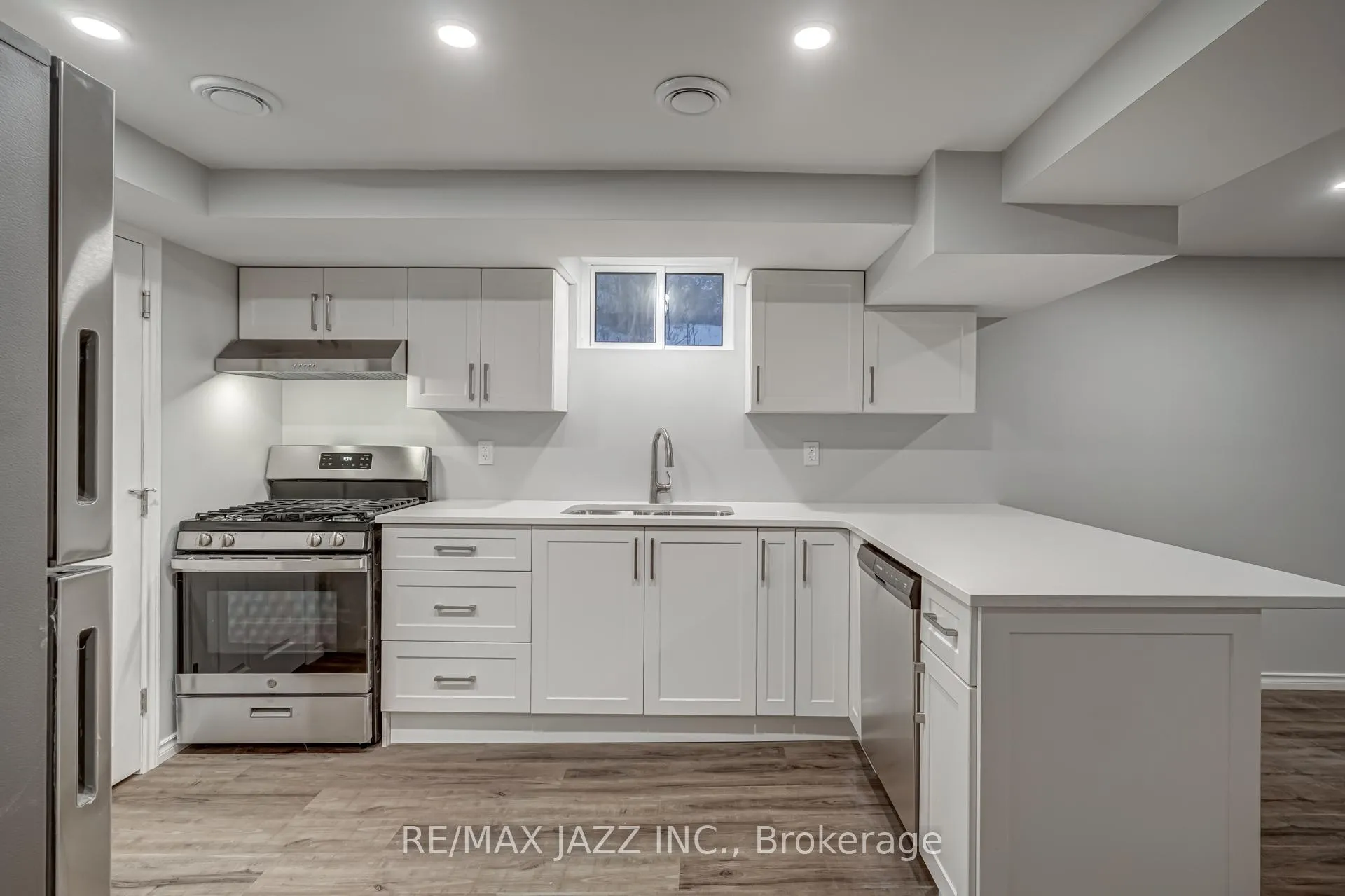 Photo 7 of Unit A, 1189 Cartier Boulevard, Peterborough, Northcrest Ward 5 — HOMEH