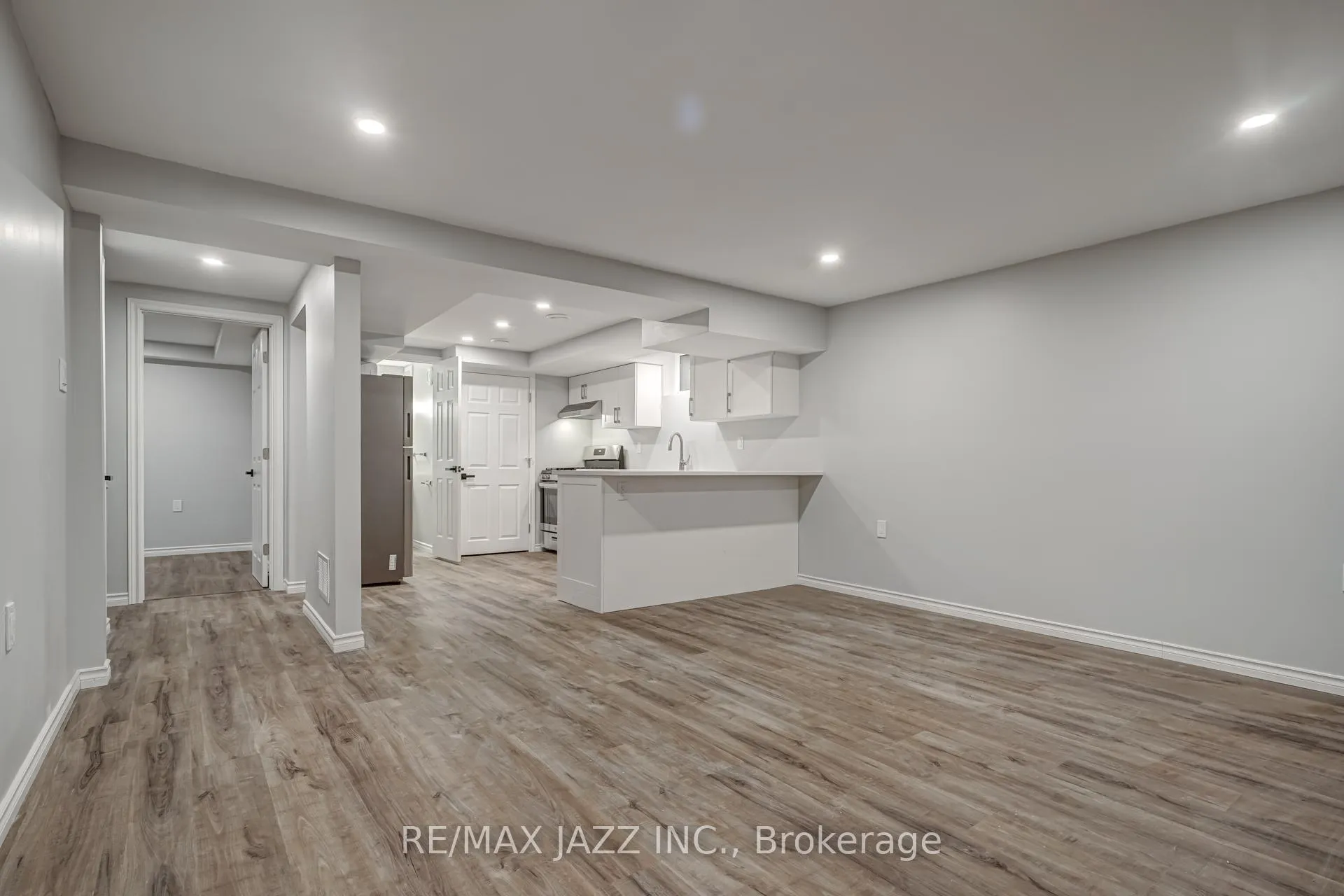 Photo 15 of Unit A, 1189 Cartier Boulevard, Peterborough, Northcrest Ward 5 — HOMEH