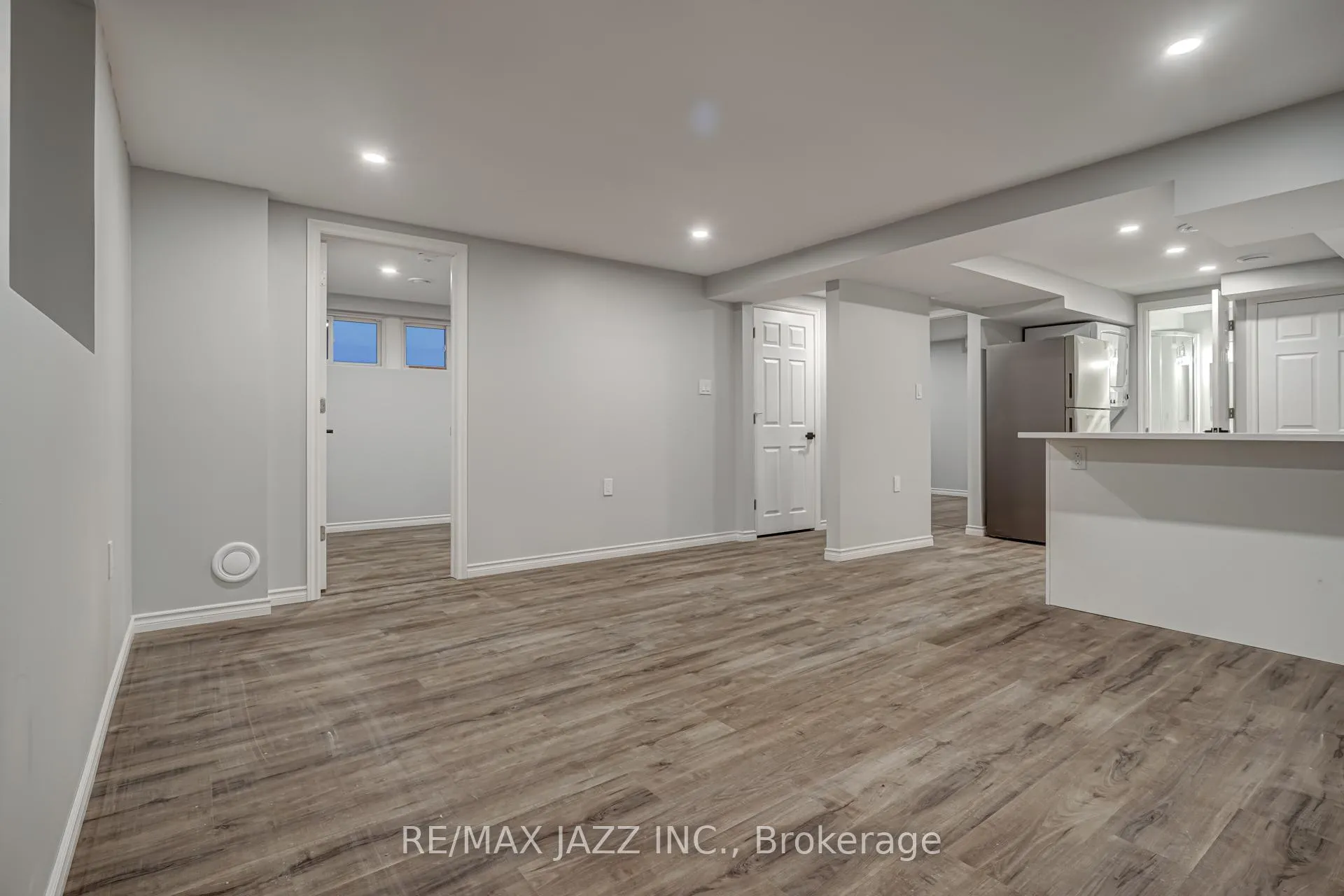 Photo 17 of Unit A, 1189 Cartier Boulevard, Peterborough, Northcrest Ward 5 — HOMEH