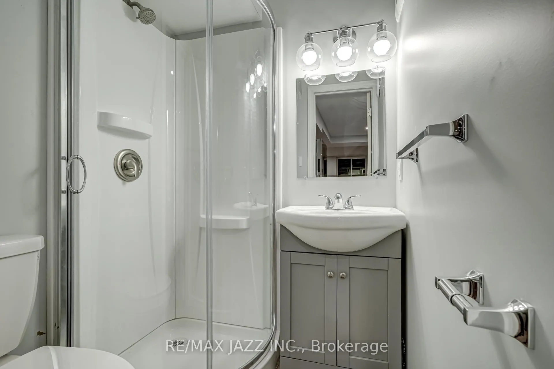 Photo 23 of Unit A, 1189 Cartier Boulevard, Peterborough, Northcrest Ward 5 — HOMEH