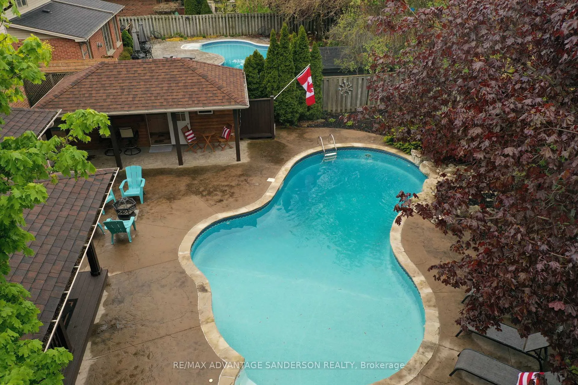 Photo 4 of 512 Jeffreybrook Drive, London, North B — HOMEH