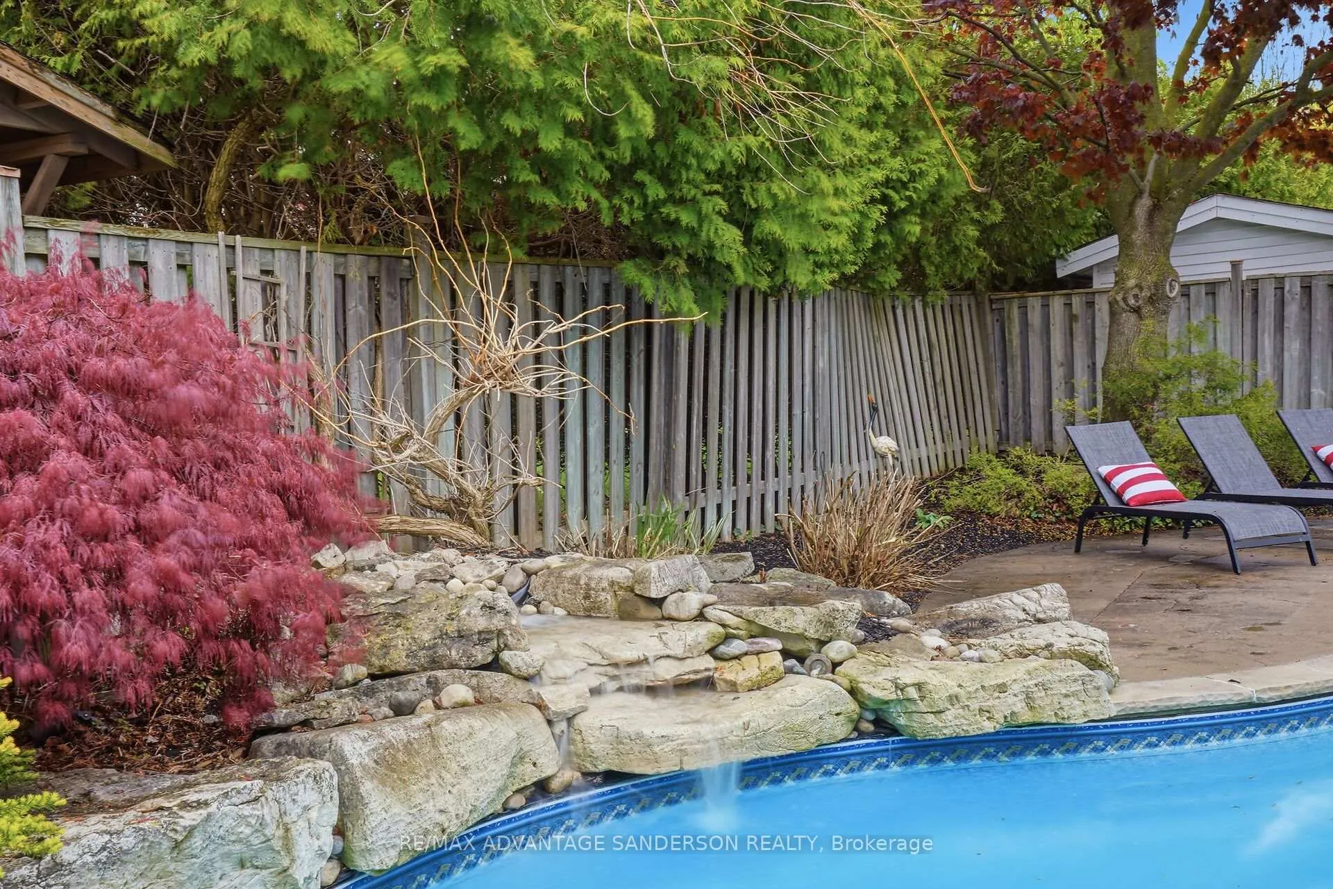 Photo 15 of 512 Jeffreybrook Drive, London, North B — HOMEH