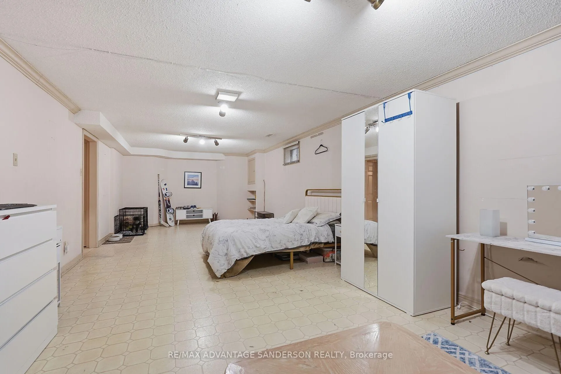 Photo 47 of 512 Jeffreybrook Drive, London, North B — HOMEH