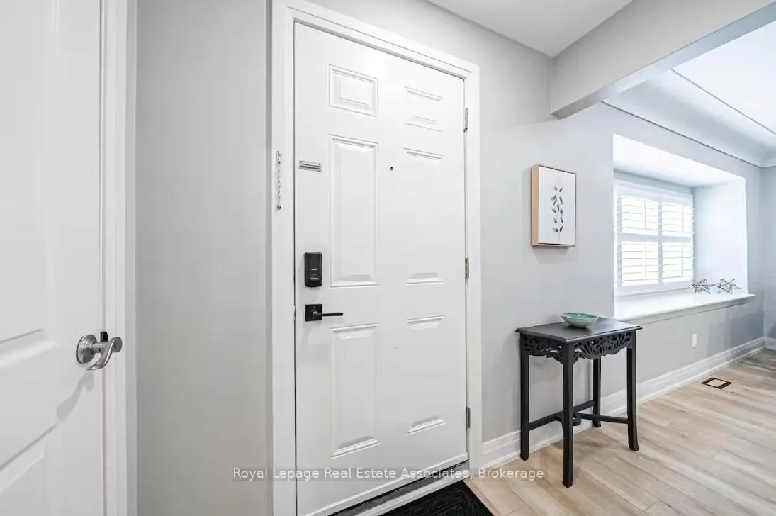 Photo 2 of Unit Unit A, 88 South Bend Road, Hamilton, Balfour — HOMEH