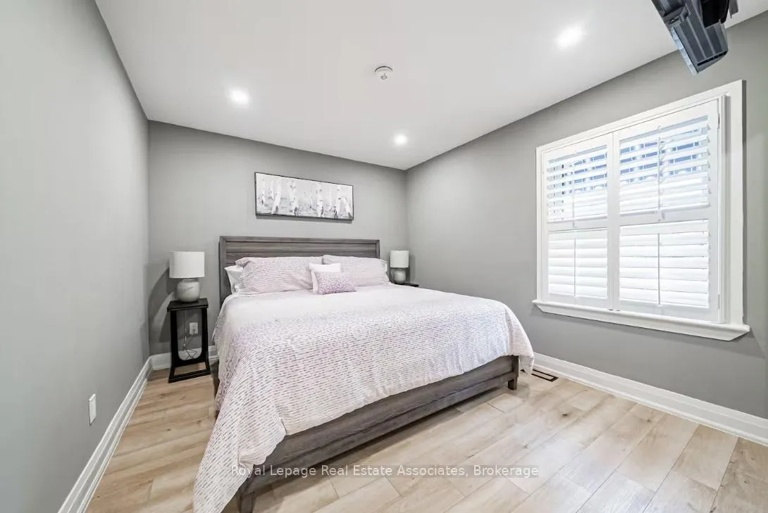 Photo 13 of Unit Unit A, 88 South Bend Road, Hamilton, Balfour — HOMEH