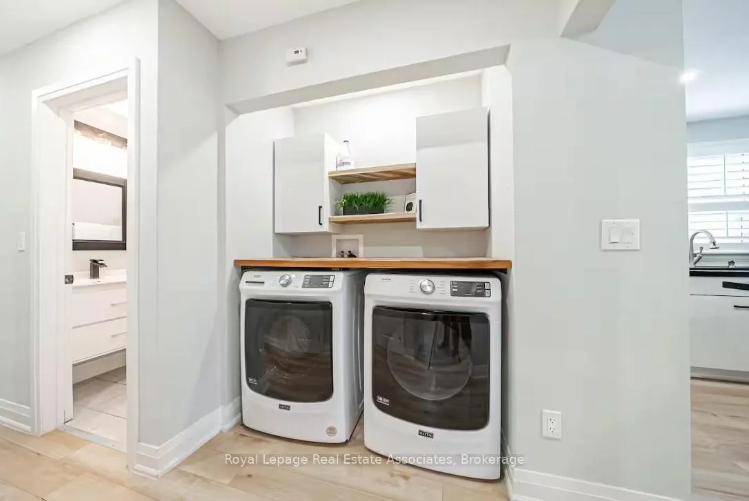 Photo 15 of Unit Unit A, 88 South Bend Road, Hamilton, Balfour — HOMEH