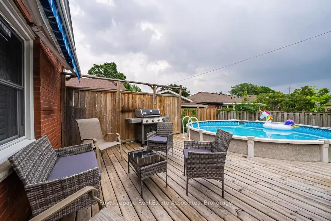 Photo 18 of Unit Unit A, 88 South Bend Road, Hamilton, Balfour — HOMEH