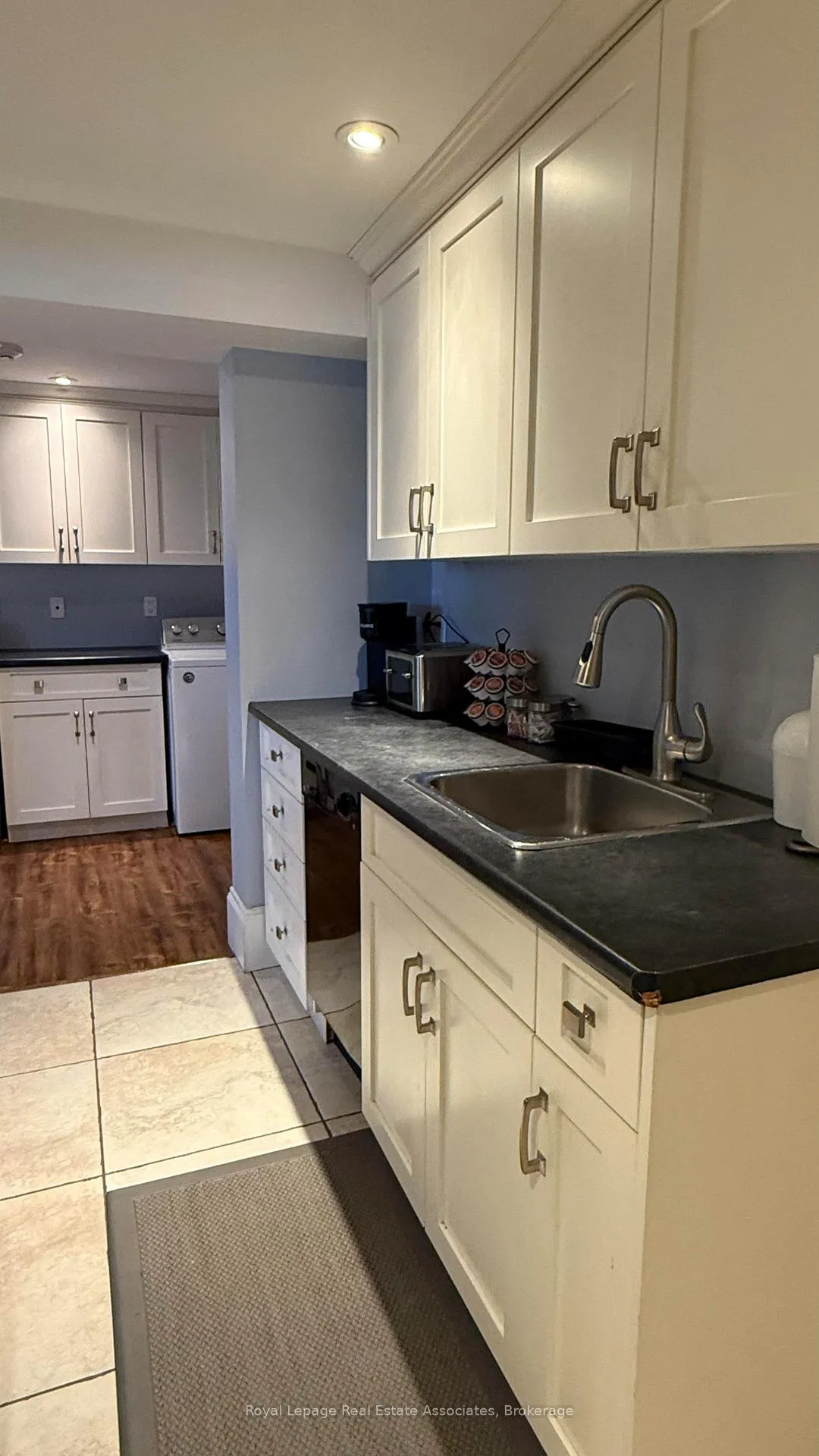 Photo 16 of Unit B, 600 Brant Street, Burlington, Brant — HOMEH