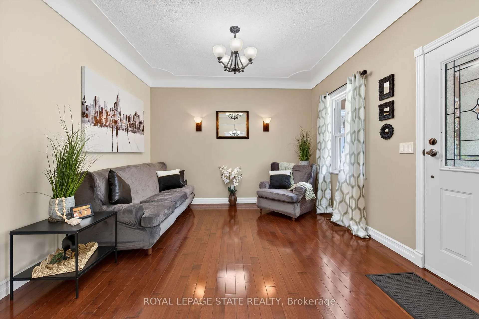 Photo 6 of 172 Prospect Street S, Hamilton, Blakeley — HOMEH