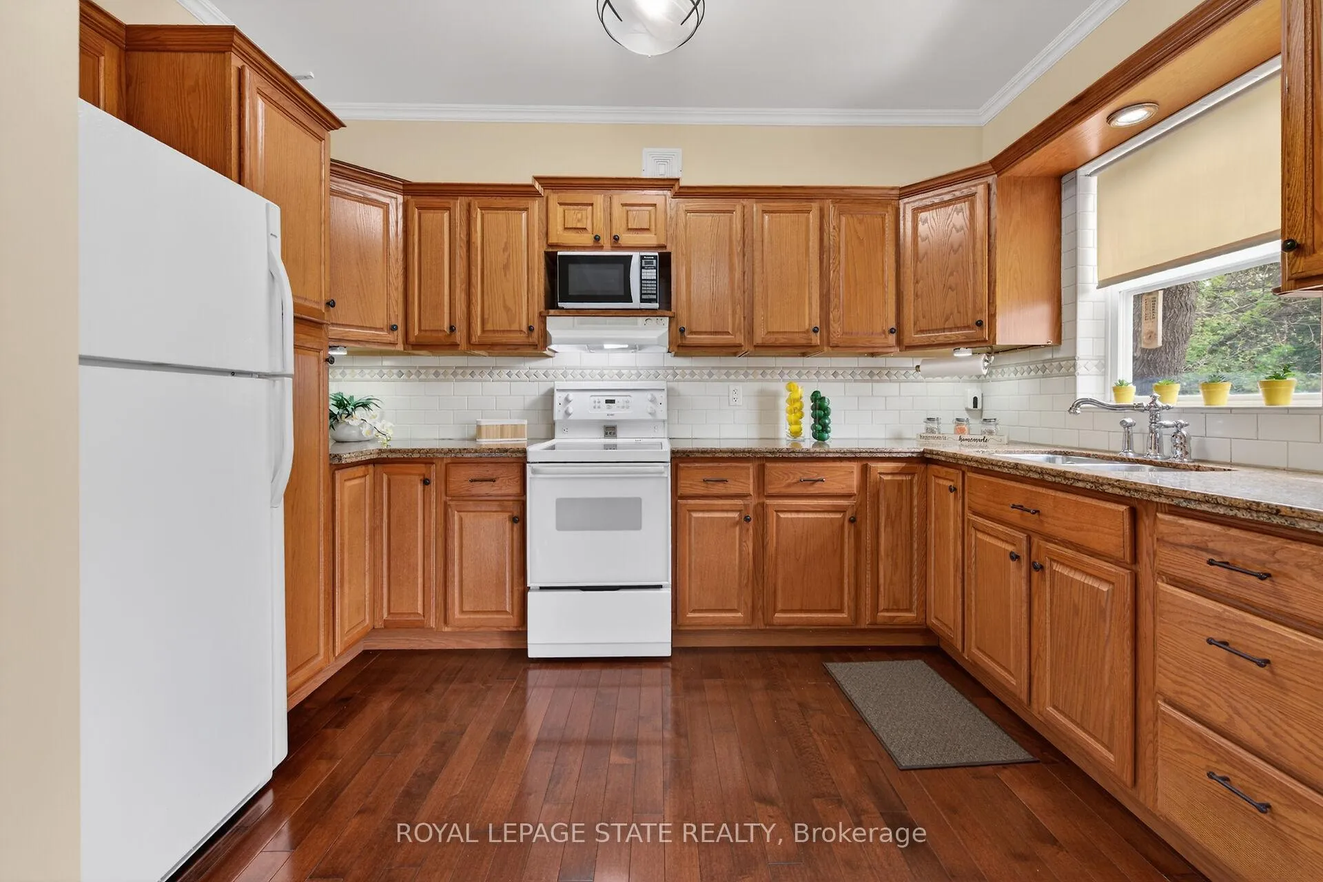Photo 12 of 172 Prospect Street S, Hamilton, Blakeley — HOMEH
