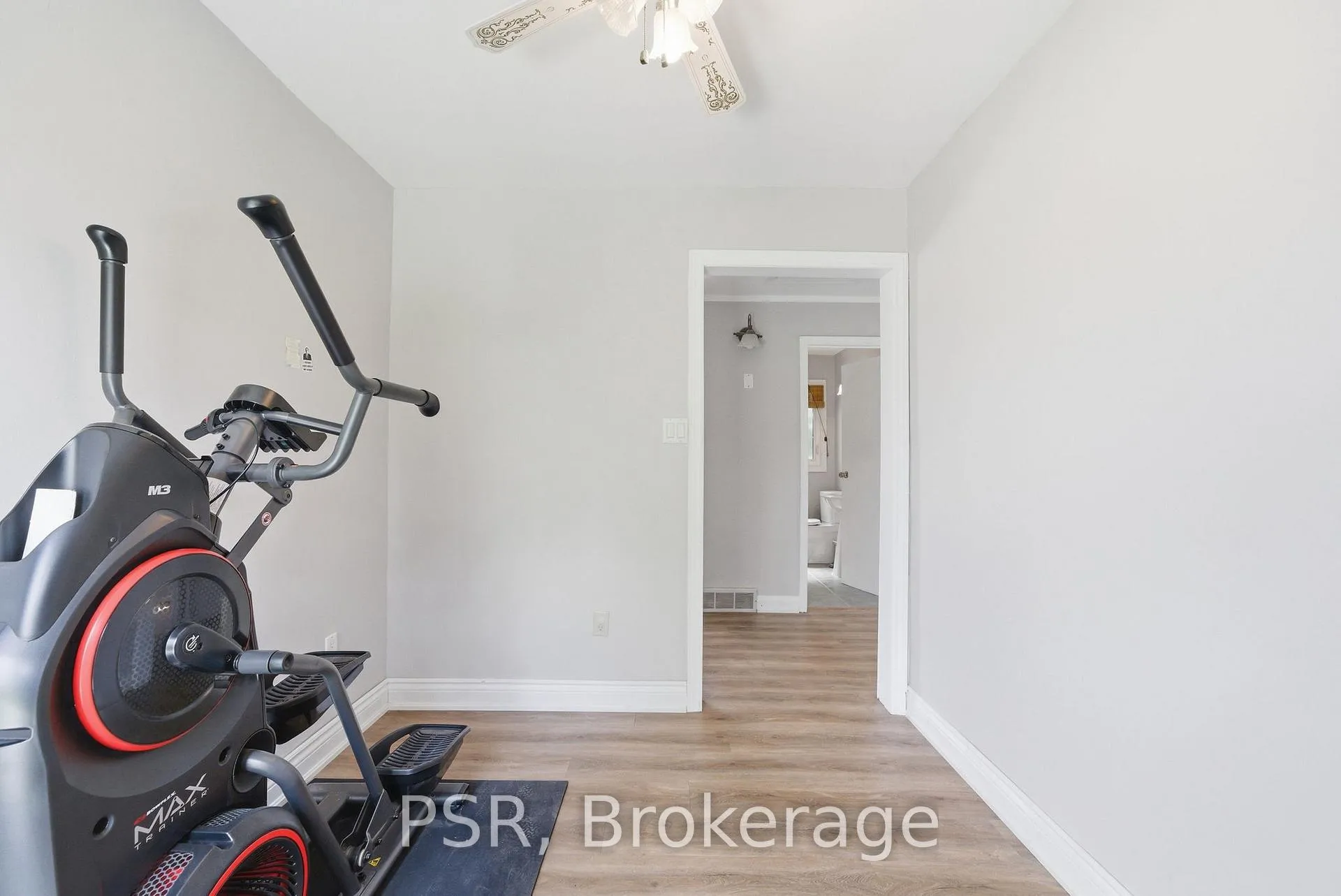 Photo 12 of 42 Jane Street, Clarington, Bowmanville — HOMEH