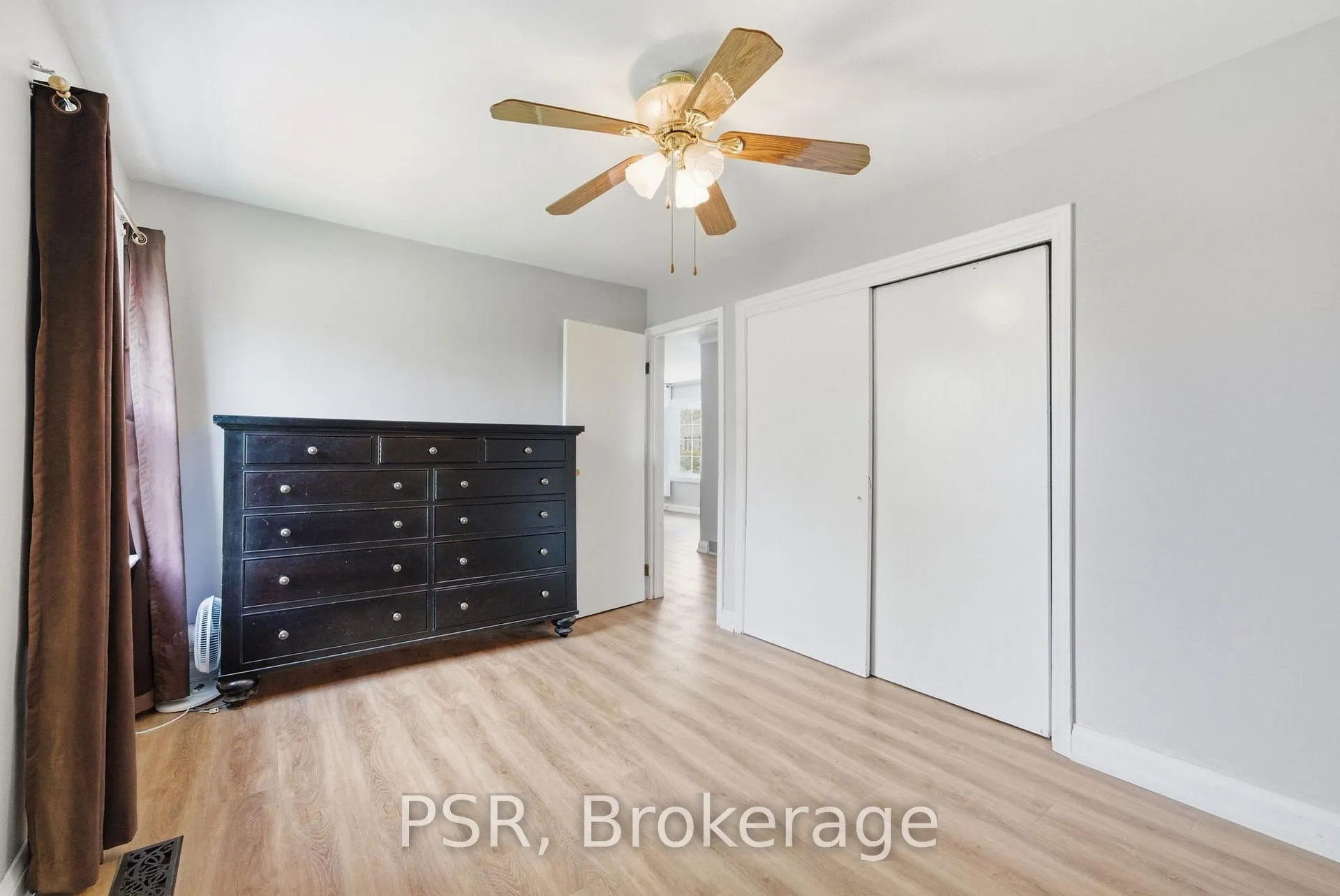Photo 17 of 42 Jane Street, Clarington, Bowmanville — HOMEH