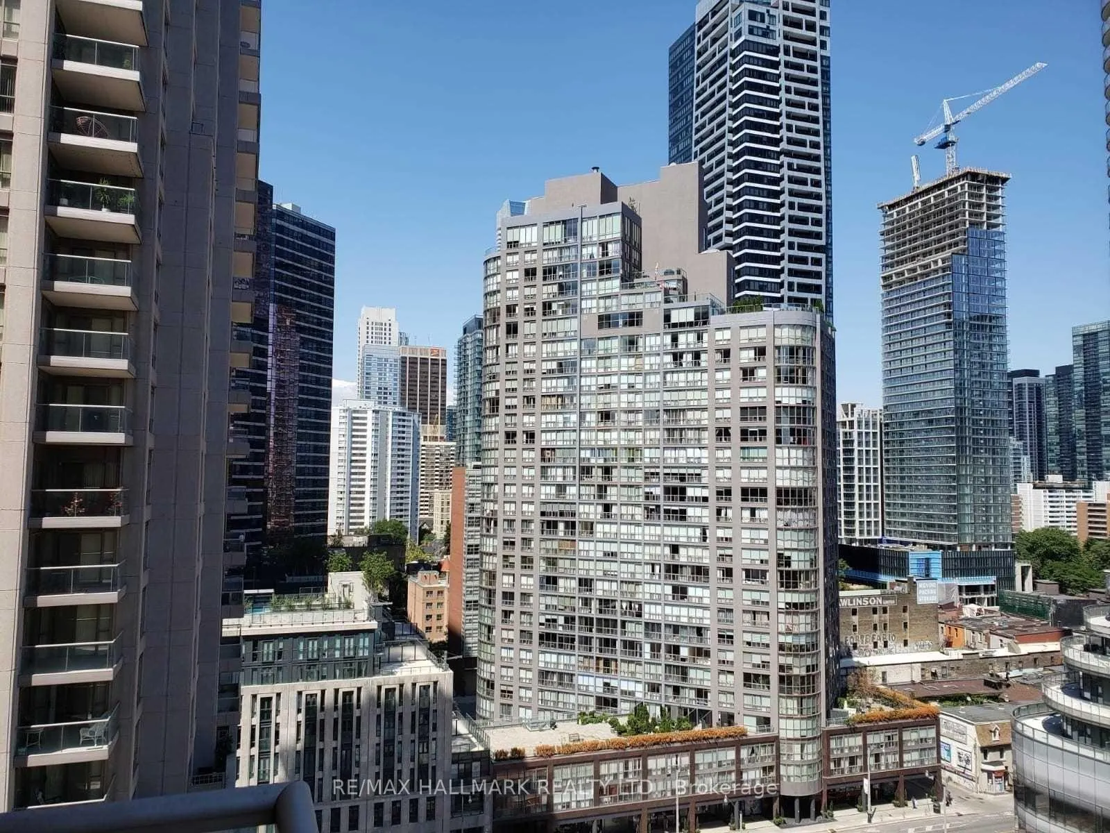 Photo 4 of Unit 1608, 909 Bay Street, Toronto, Bay Street Corridor — HOMEH