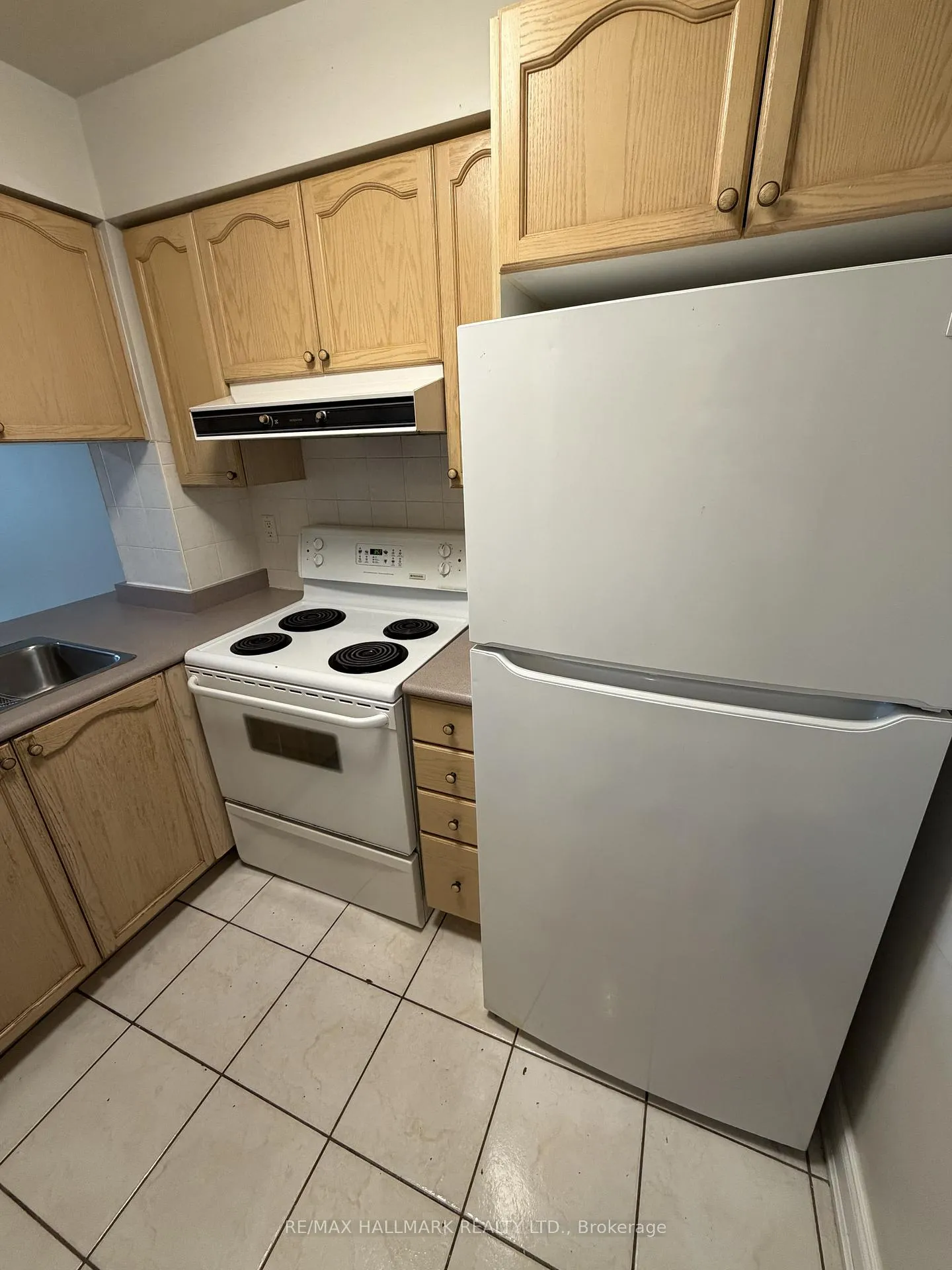 Photo 14 of Unit 1608, 909 Bay Street, Toronto, Bay Street Corridor — HOMEH