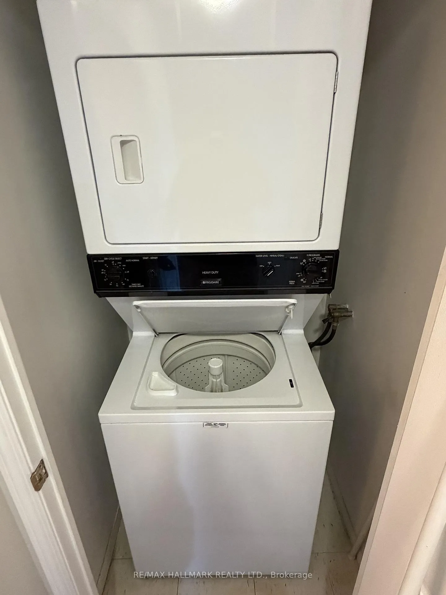 Photo 15 of Unit 1608, 909 Bay Street, Toronto, Bay Street Corridor — HOMEH