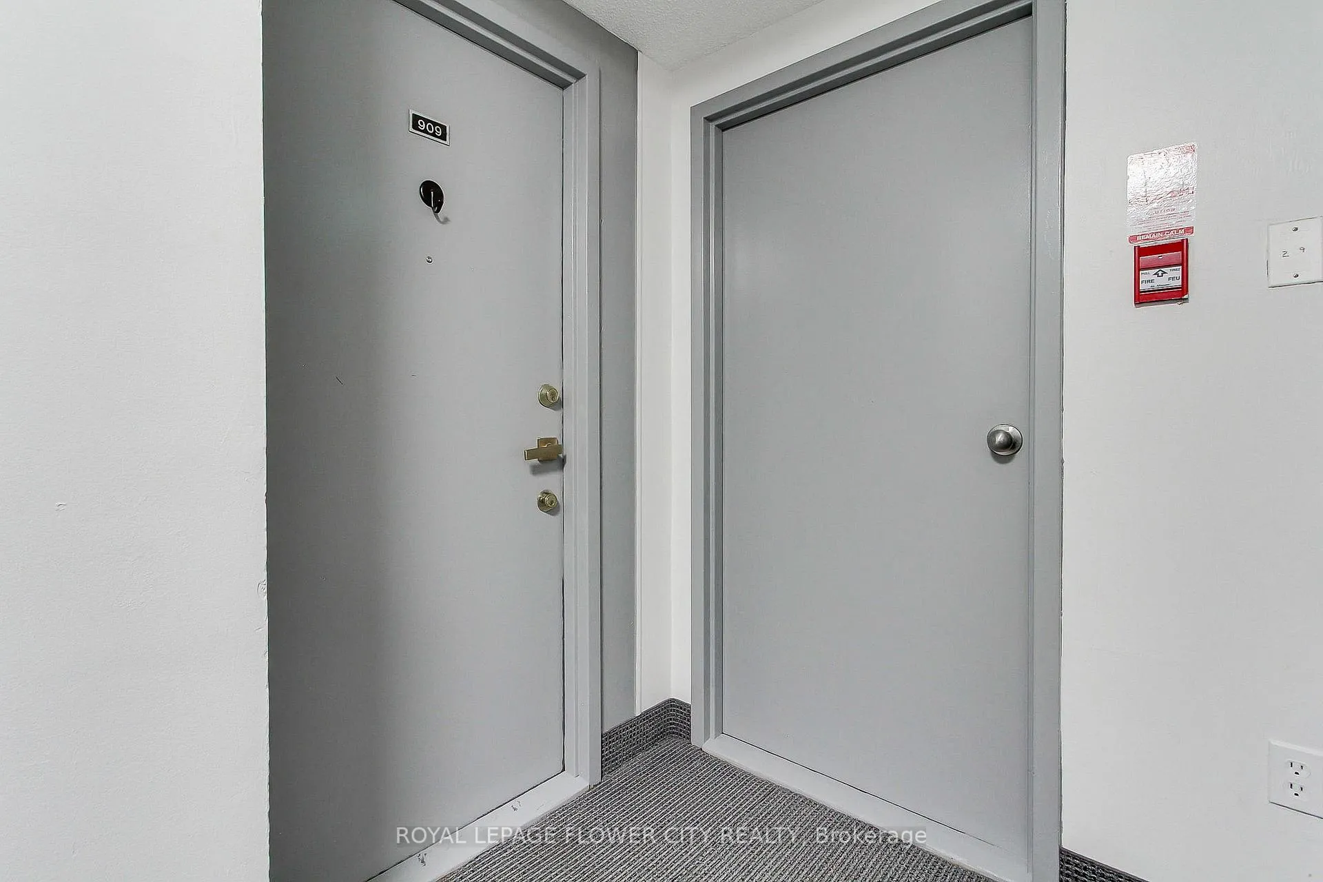 Photo 8 of Unit 909, 10 Sunny Glen Way, Toronto, Flemingdon Park — HOMEH