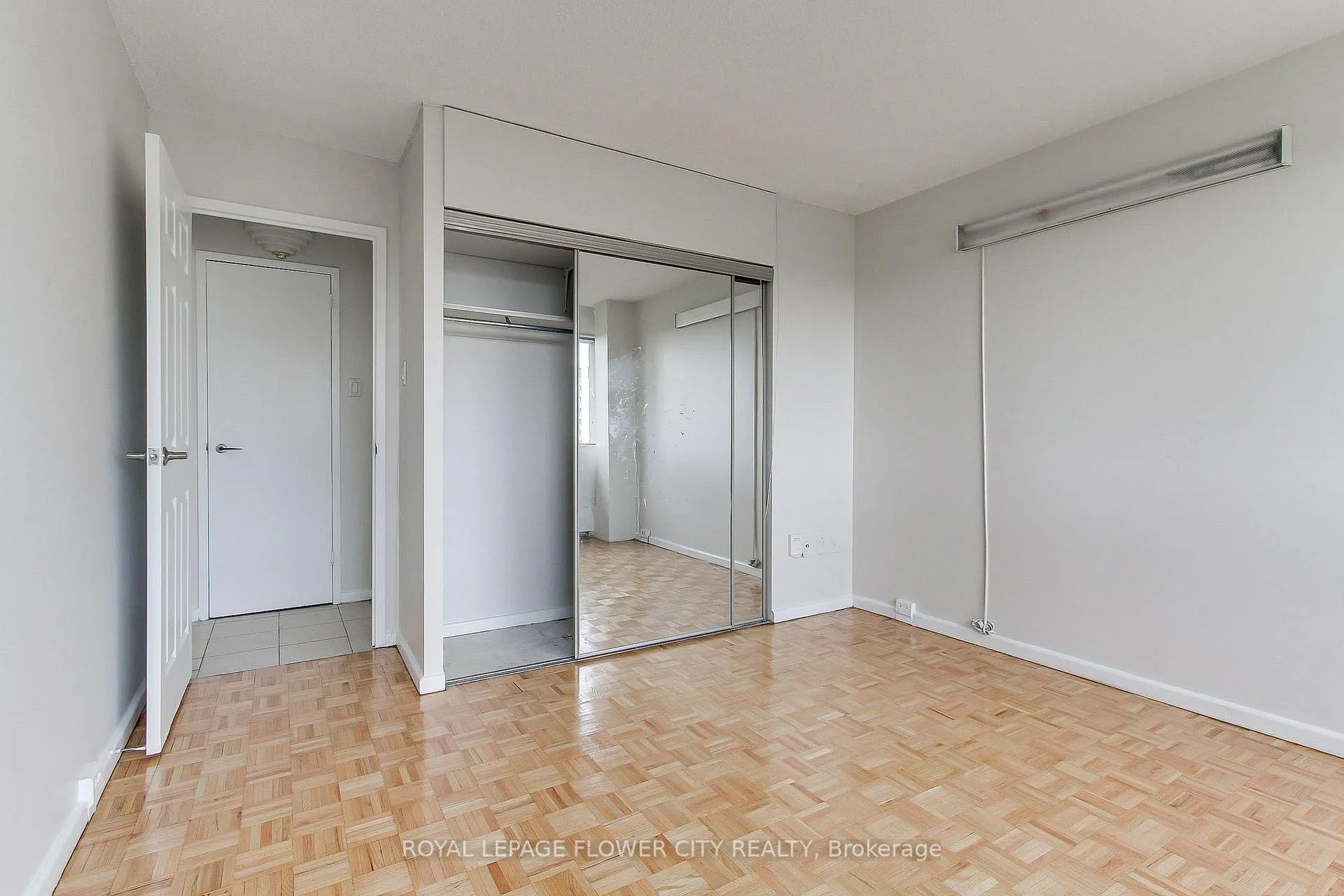 Photo 25 of Unit 909, 10 Sunny Glen Way, Toronto, Flemingdon Park — HOMEH