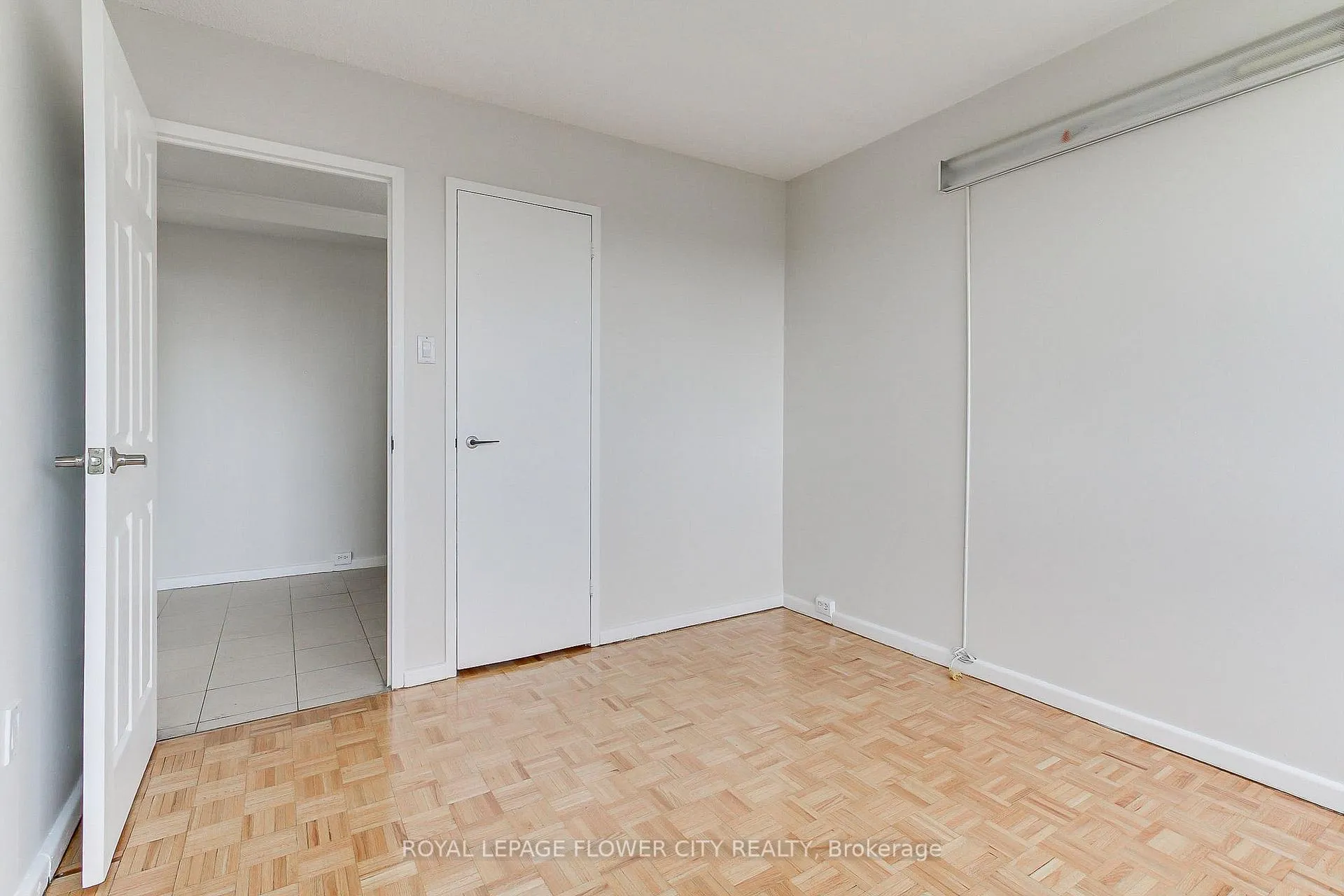 Photo 28 of Unit 909, 10 Sunny Glen Way, Toronto, Flemingdon Park — HOMEH