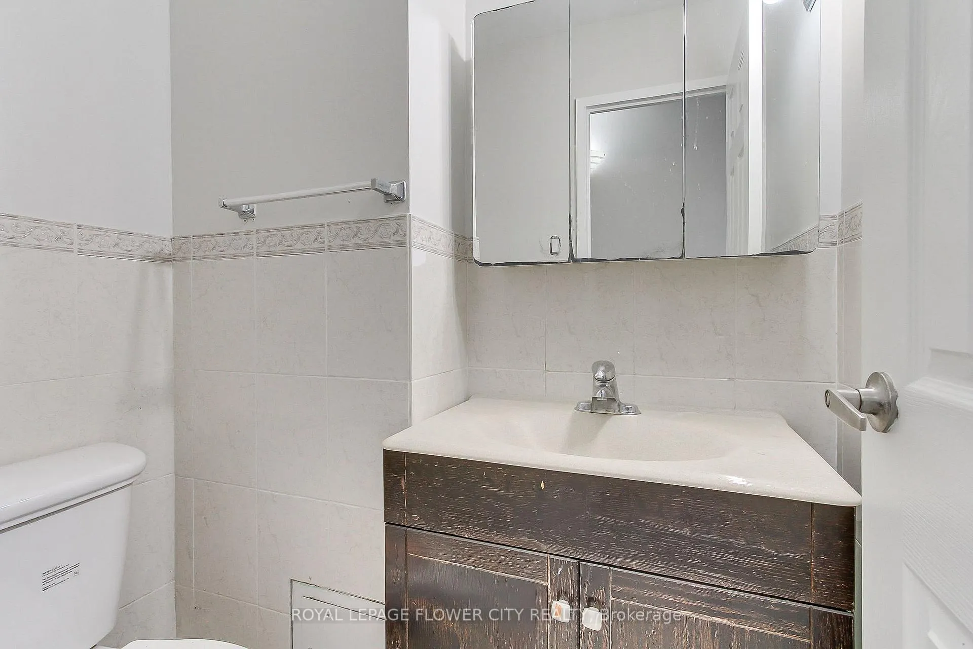 Photo 31 of Unit 909, 10 Sunny Glen Way, Toronto, Flemingdon Park — HOMEH