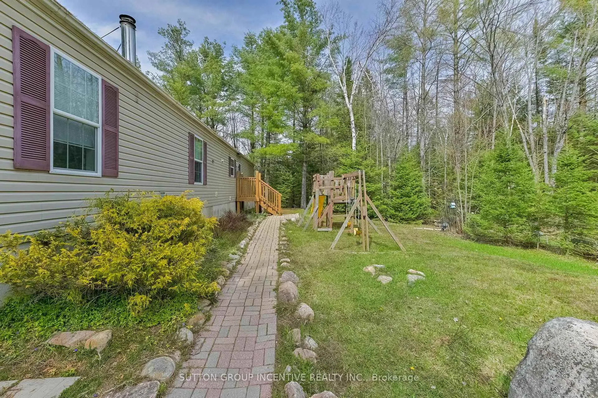 Photo 3 of 151 Boundary Road, Minden Hills, Lutterworth — HOMEH