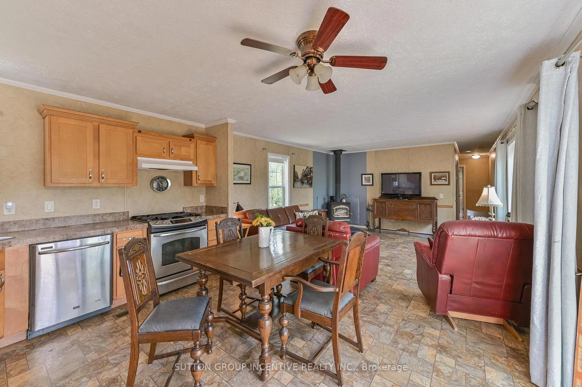 Photo 6 of 151 Boundary Road, Minden Hills, Lutterworth — HOMEH