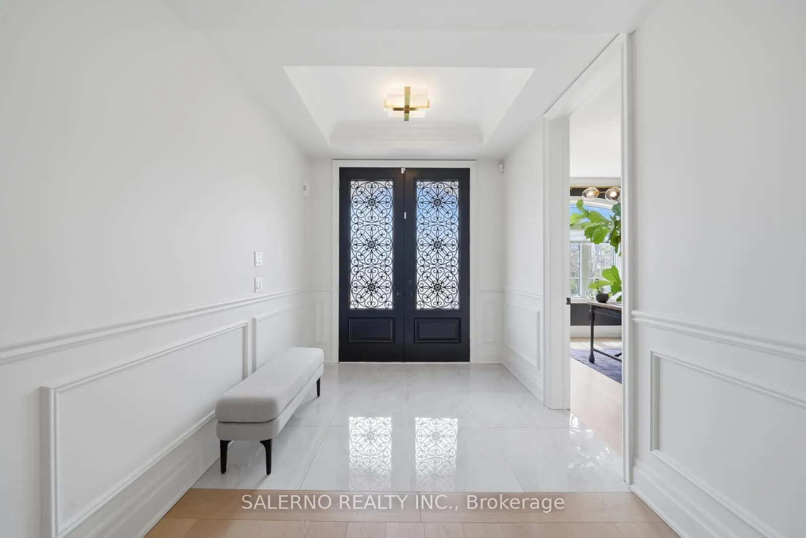 Photo 5 of 58 Balderson Drive, Vaughan, Kleinburg — HOMEH