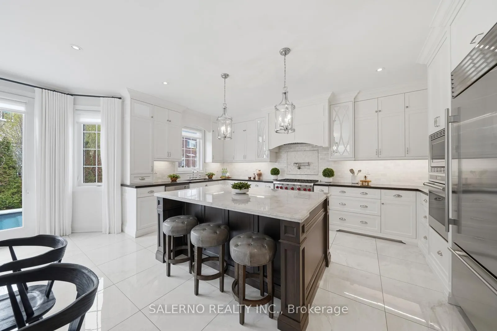 Photo 13 of 58 Balderson Drive, Vaughan, Kleinburg — HOMEH