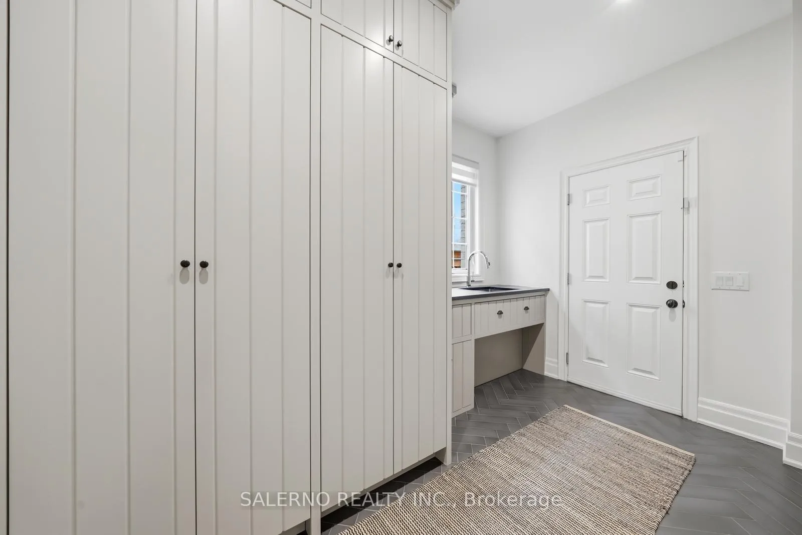 Photo 19 of 58 Balderson Drive, Vaughan, Kleinburg — HOMEH