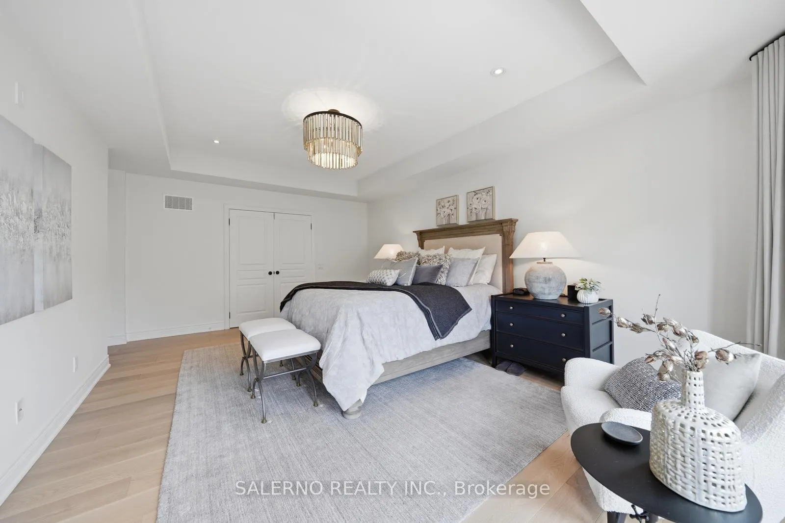 Photo 25 of 58 Balderson Drive, Vaughan, Kleinburg — HOMEH
