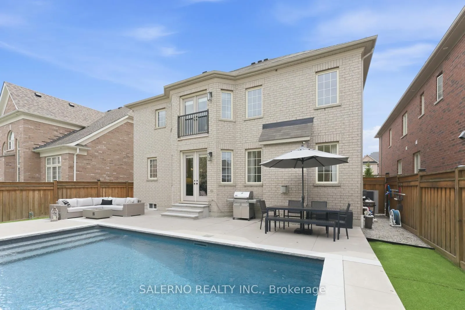 Photo 43 of 58 Balderson Drive, Vaughan, Kleinburg — HOMEH