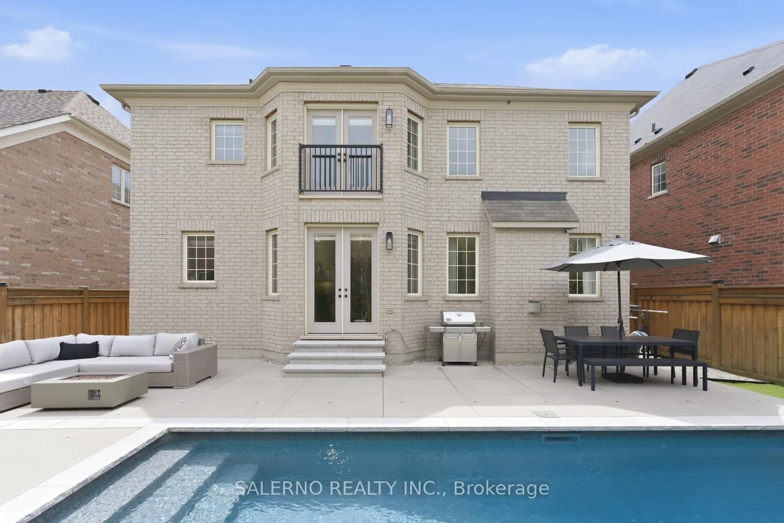 Photo 44 of 58 Balderson Drive, Vaughan, Kleinburg — HOMEH
