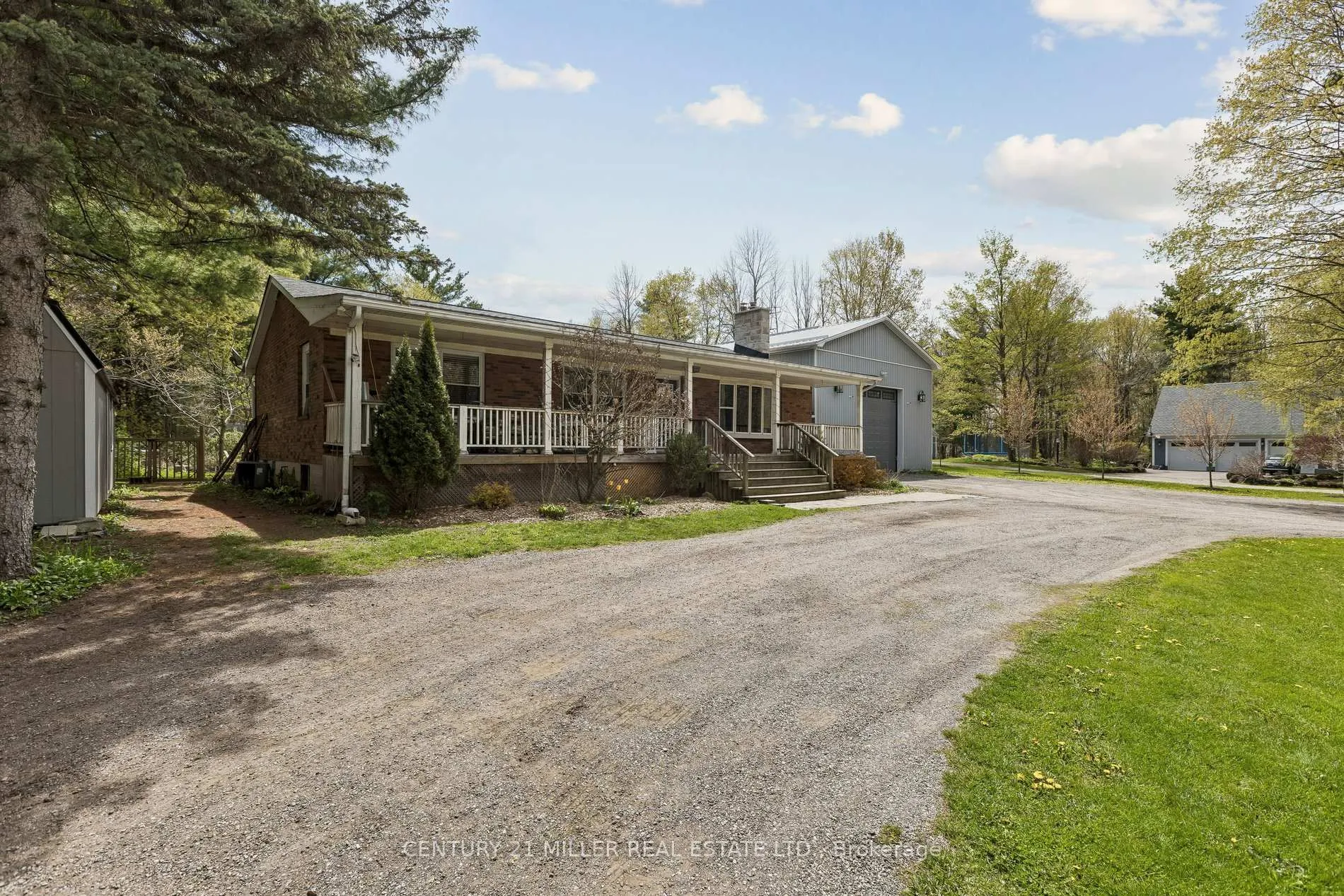 Photo 2 of 6508 17 Side Road, Halton Hills, Rural Esquesing — HOMEH