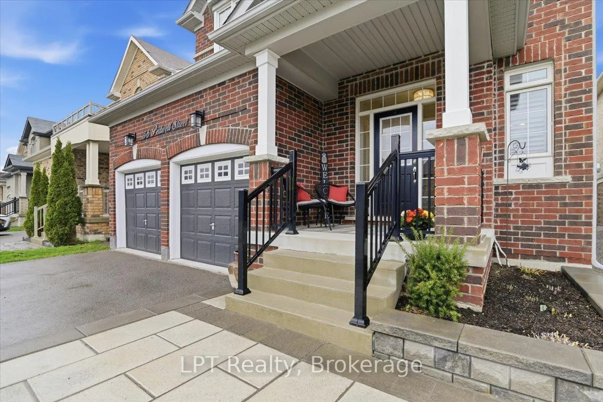 Photo 4 of 56 Pedwell Street, Clarington, Newcastle — HOMEH