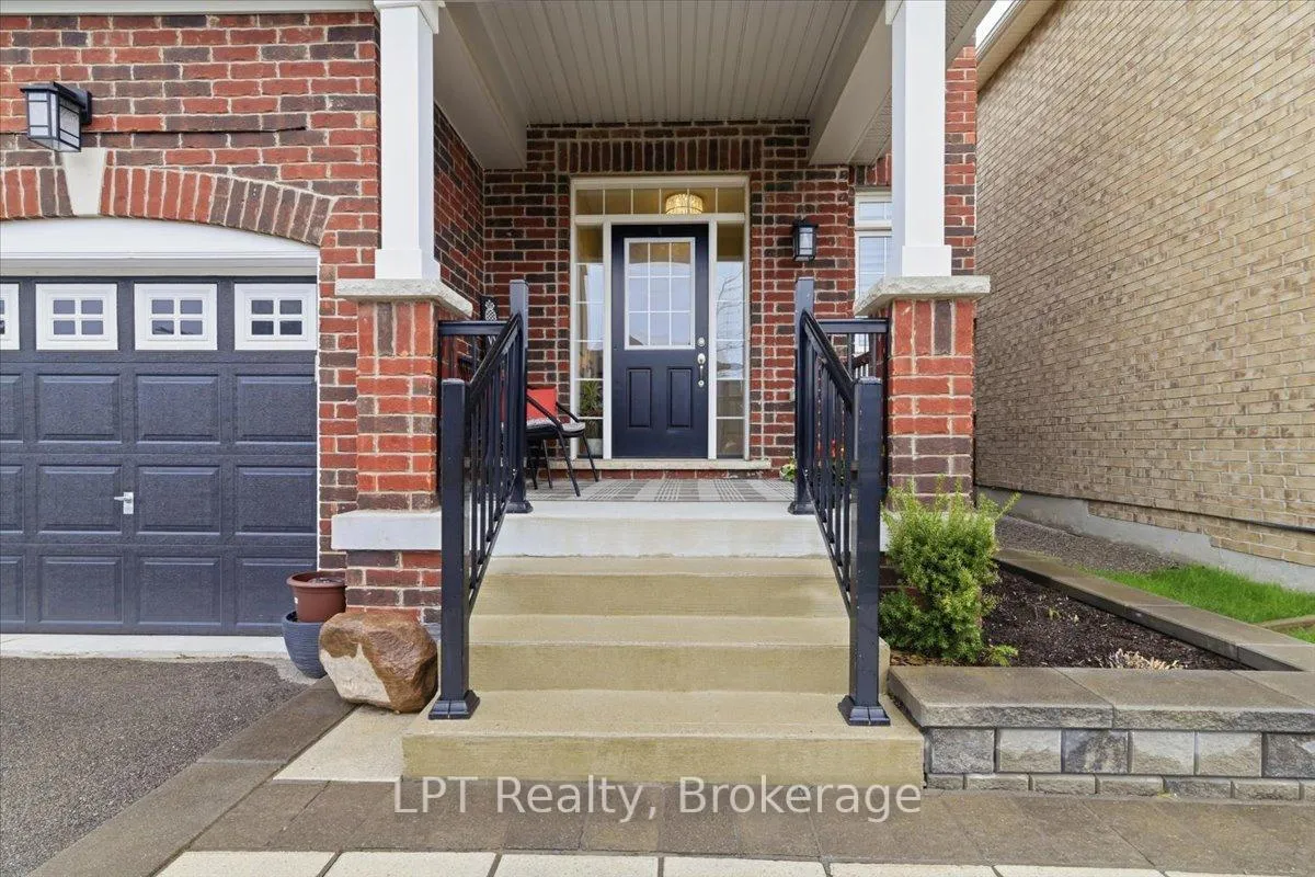 Photo 5 of 56 Pedwell Street, Clarington, Newcastle — HOMEH