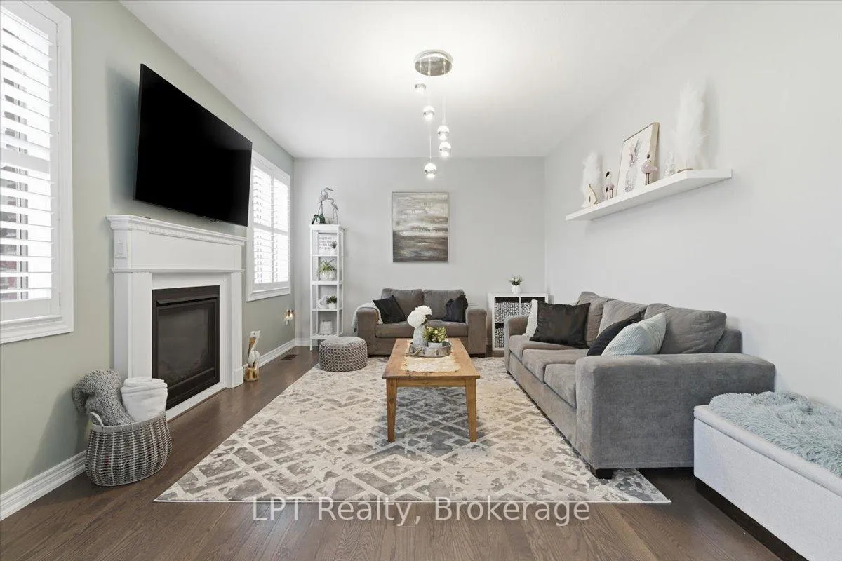 Photo 13 of 56 Pedwell Street, Clarington, Newcastle — HOMEH