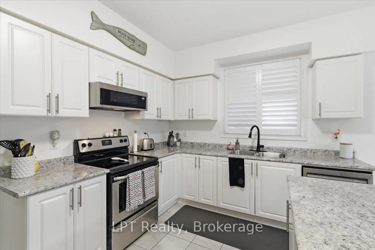 Photo 16 of 56 Pedwell Street, Clarington, Newcastle — HOMEH