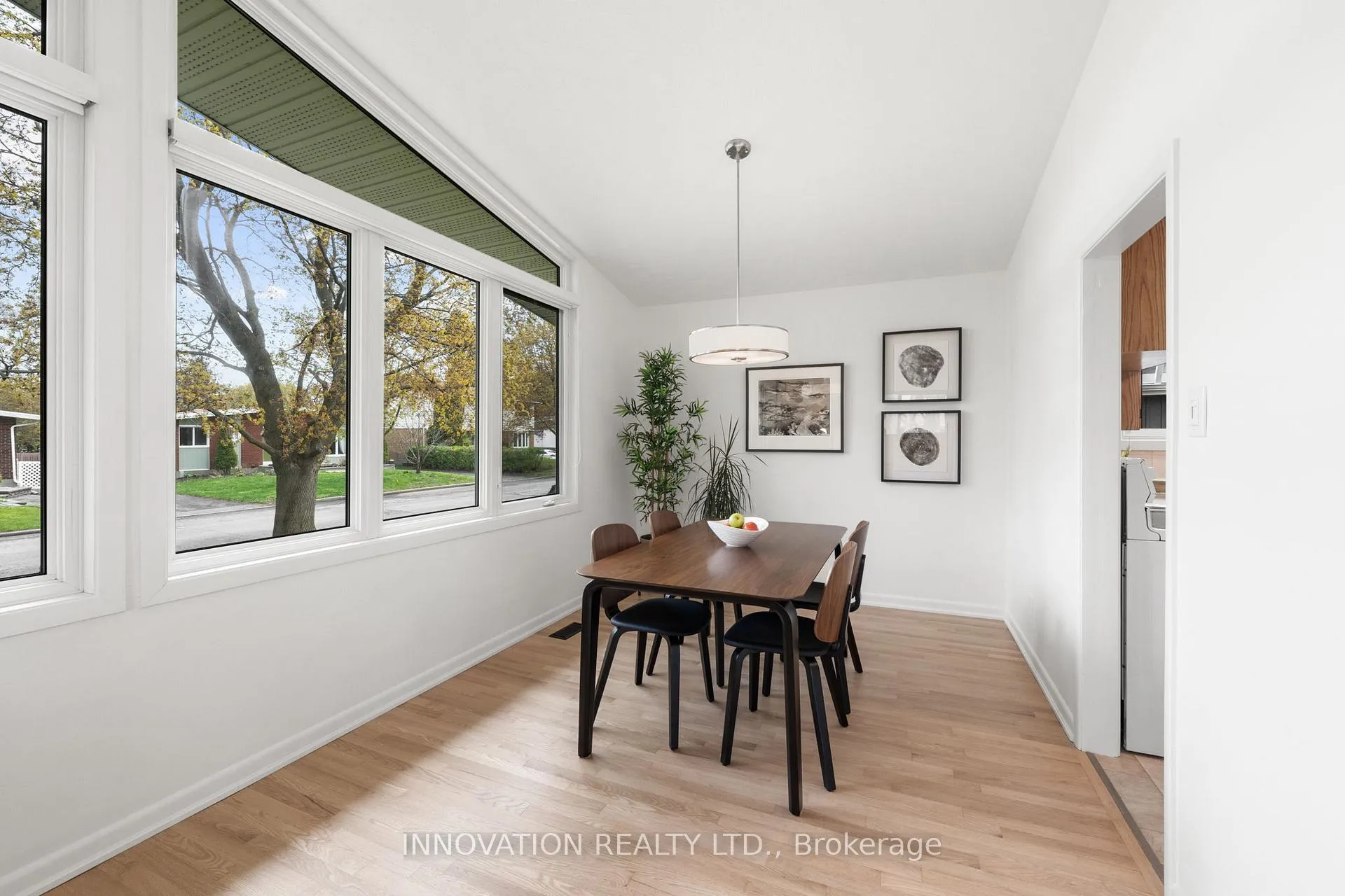 Photo 9 of 804 Adams Avenue, Ottawa, Elmvale Acres — HOMEH