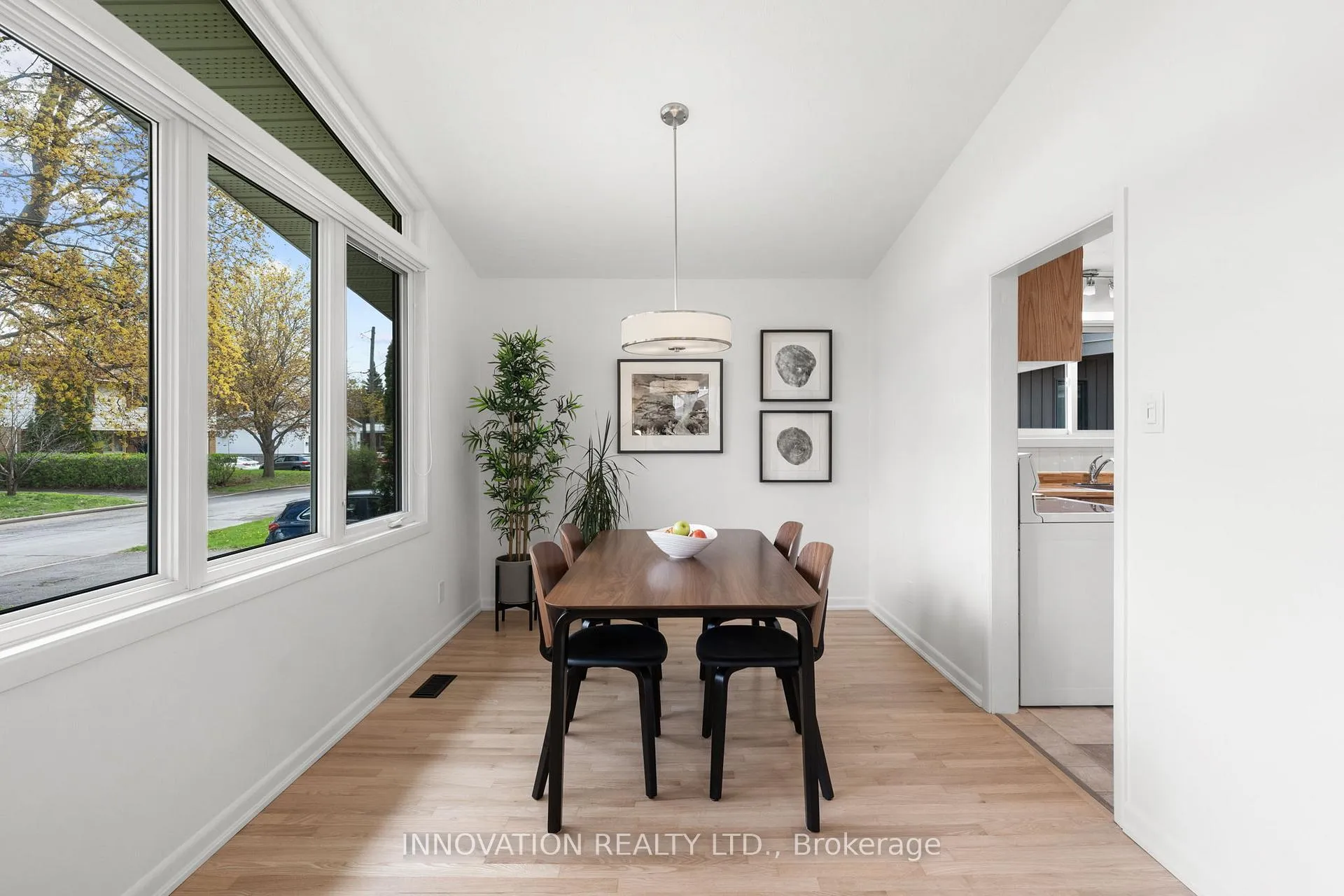 Photo 10 of 804 Adams Avenue, Ottawa, Elmvale Acres — HOMEH