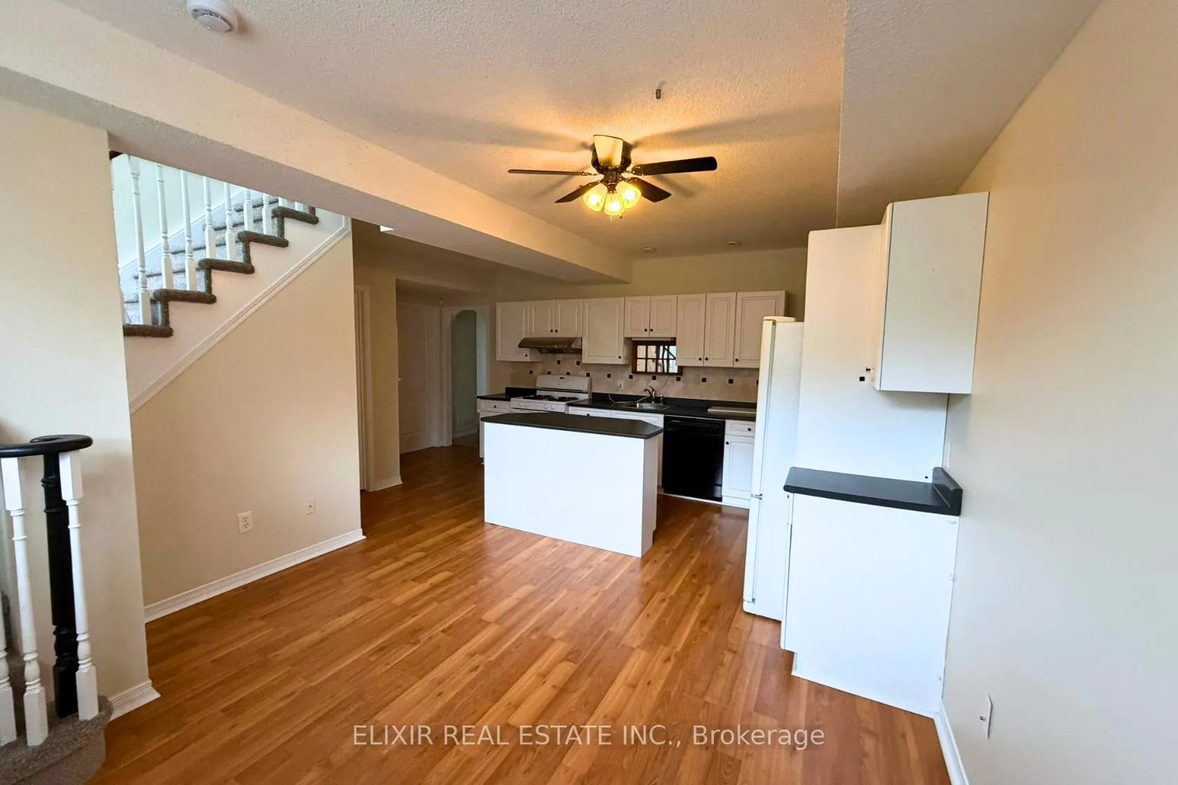 Photo 6 of 1533 Greenvalley (Bsmt) Trail, Oshawa, Taunton — HOMEH